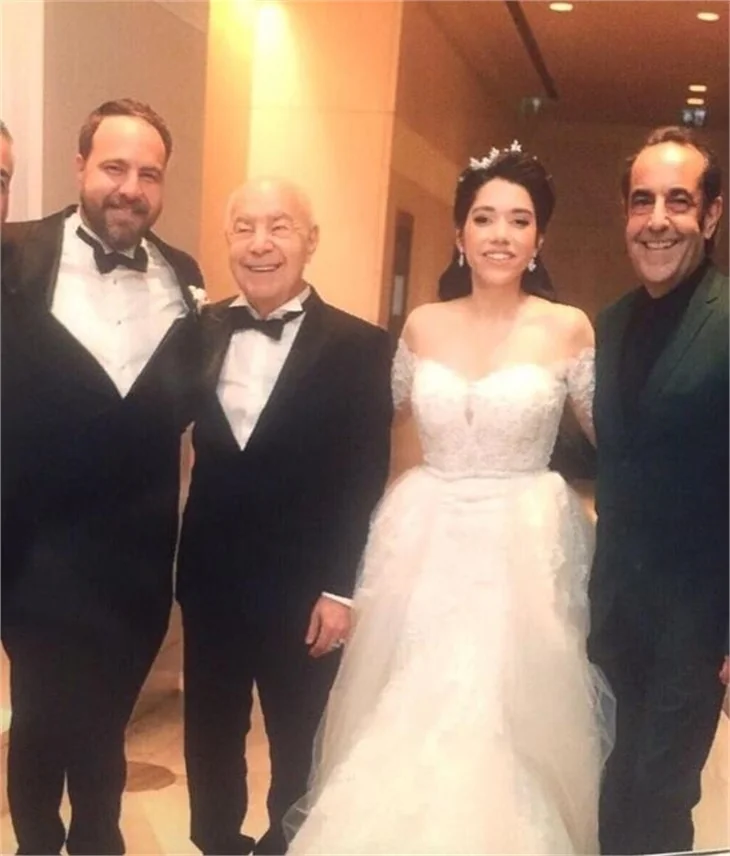 Mazhar Alanson'un mutlu günü!