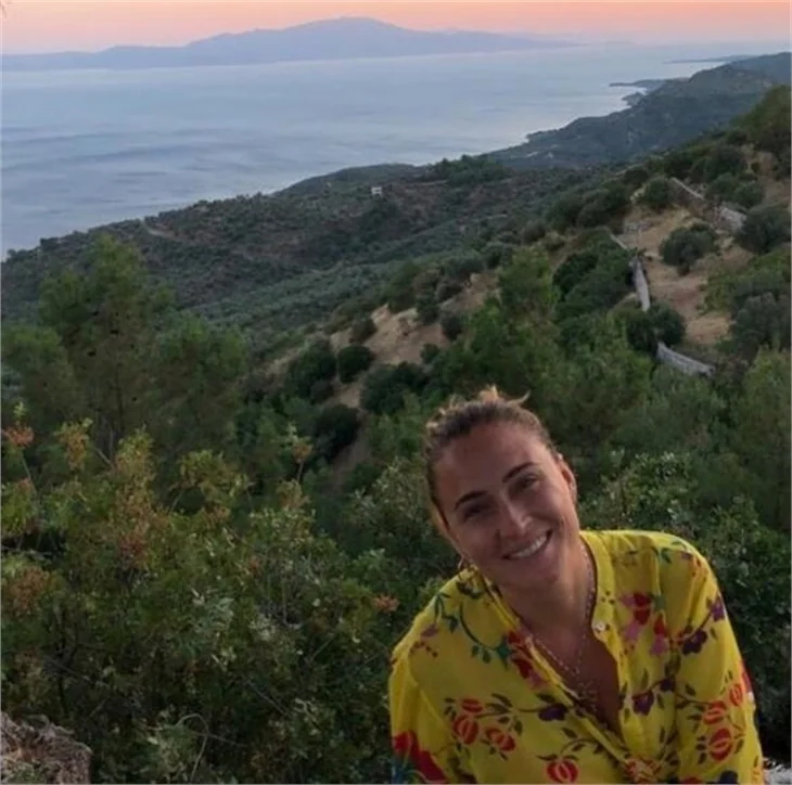 Ünlülerin 'Hoş geldin Eylül' paylaşımları...