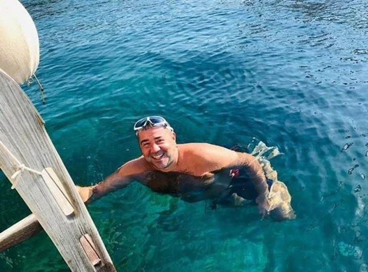 Ünlülerden Eylül'e özel pozlar!