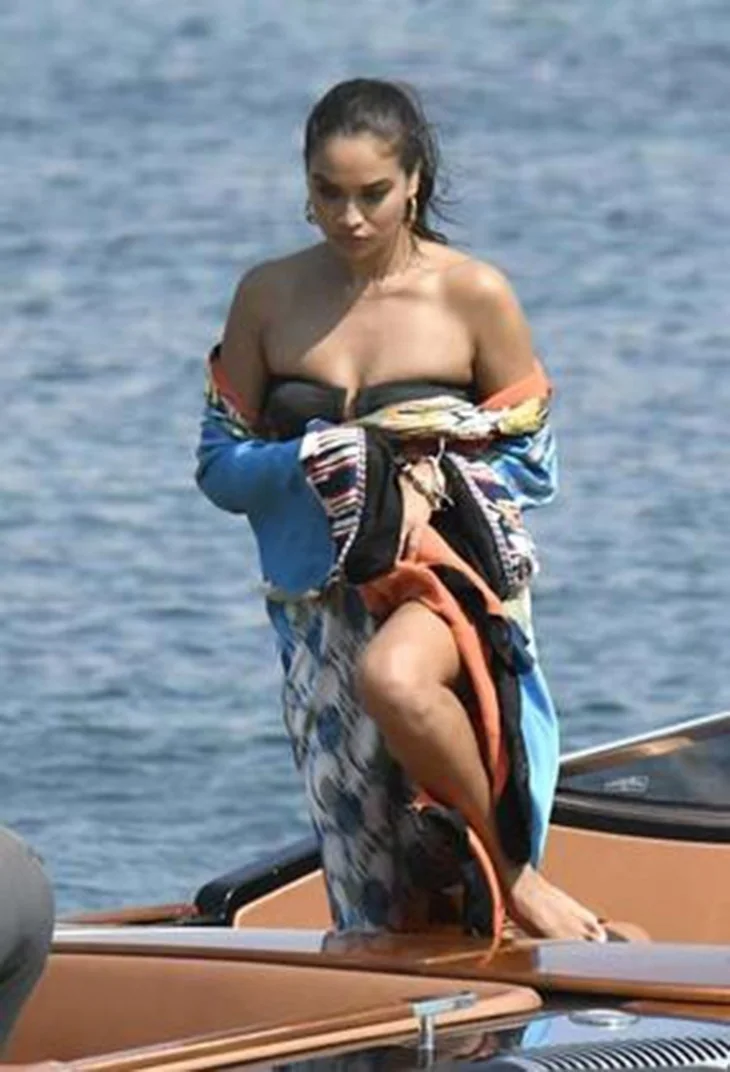 Shanina Shaik Mykonos'u fethetti!
