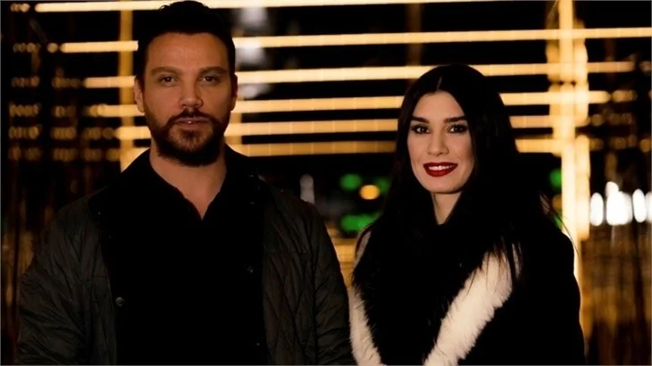 Sinan Akçıl ve Burcu Kıratlı boşandı!