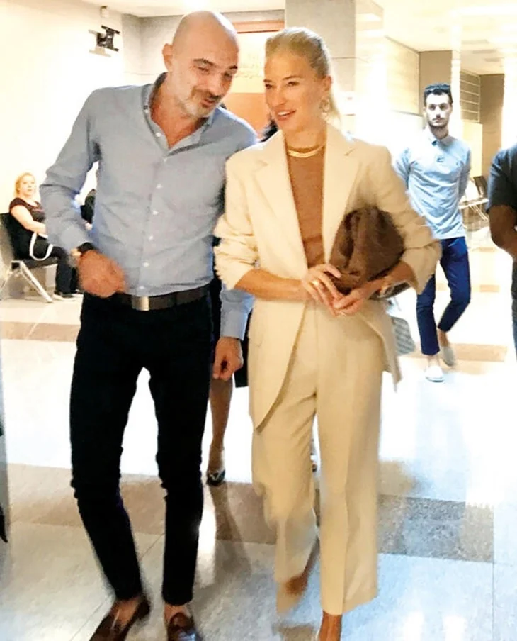 Burcu Esmersoy ve Berk Suyabatmaz güle oynaya boşandı!