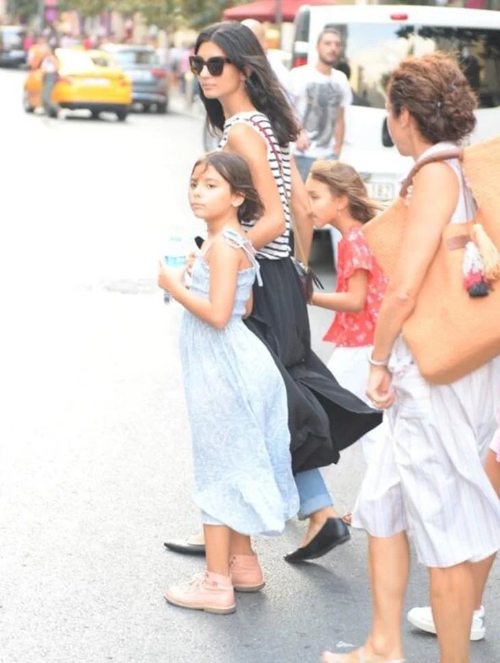 Tuba Büyüküstün geri döndü!