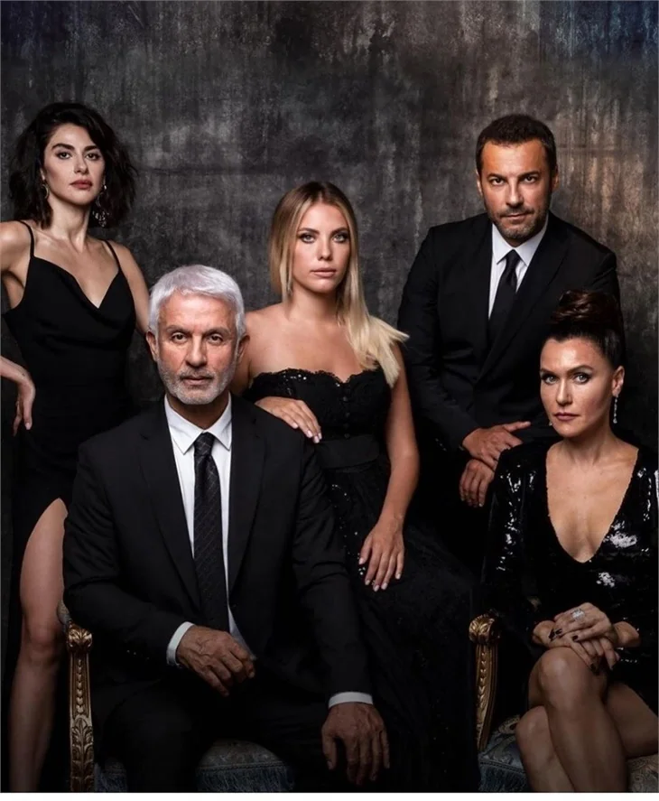 Tuvana Türkay, Yasak Elma'da!