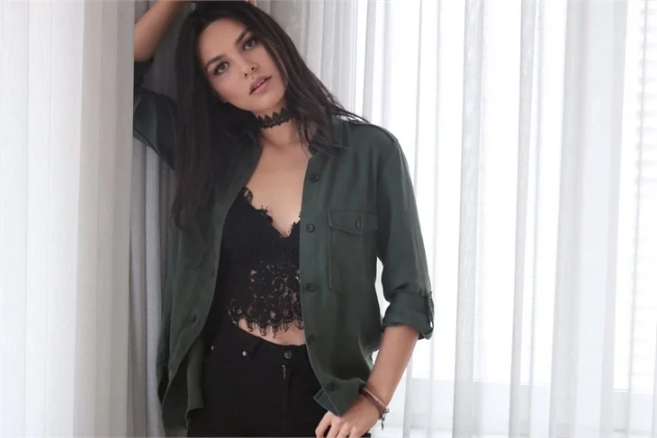 Hazal Filiz Küçükköse'den dizi müjdesi!
