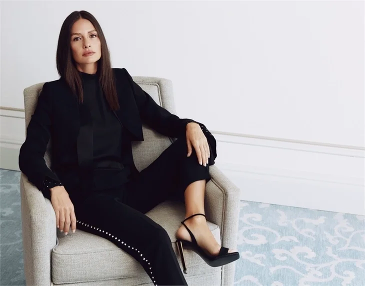 Yasemin Özilhan bu çizmeye servet ödemiş!