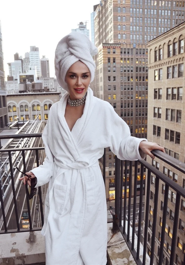 Ayşe Hatun Önal'dan New York pozları!