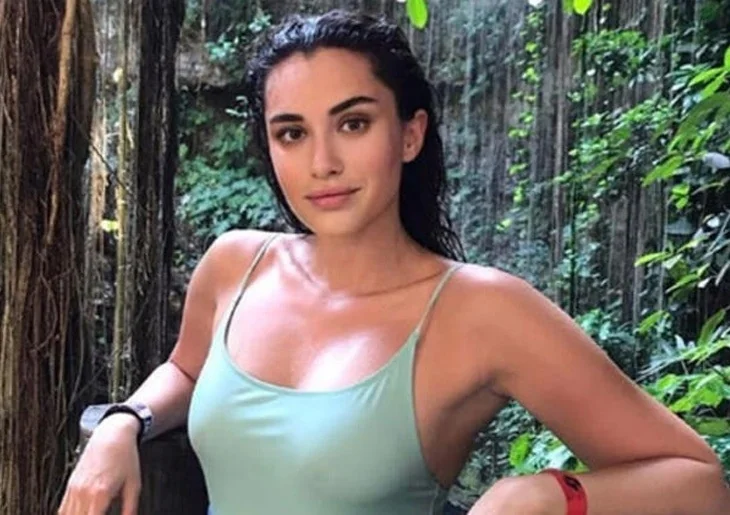 Hande Doğandemir  photoshop mağduru oldu!