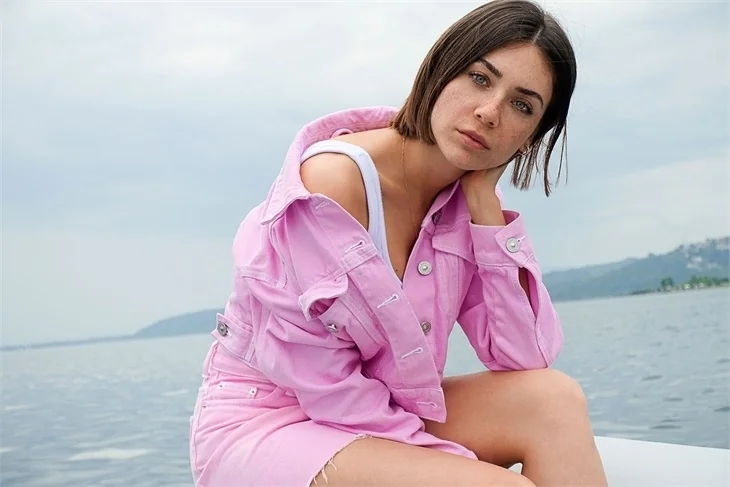 Yeni evlenen Fulya Zenginer'den duygulandıran paylaşım!