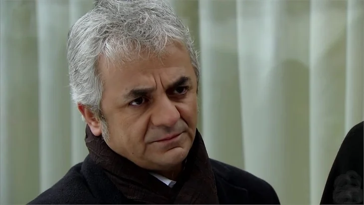 Ünlüler Tarık Ünlüoğlu'na böyle veda etti!