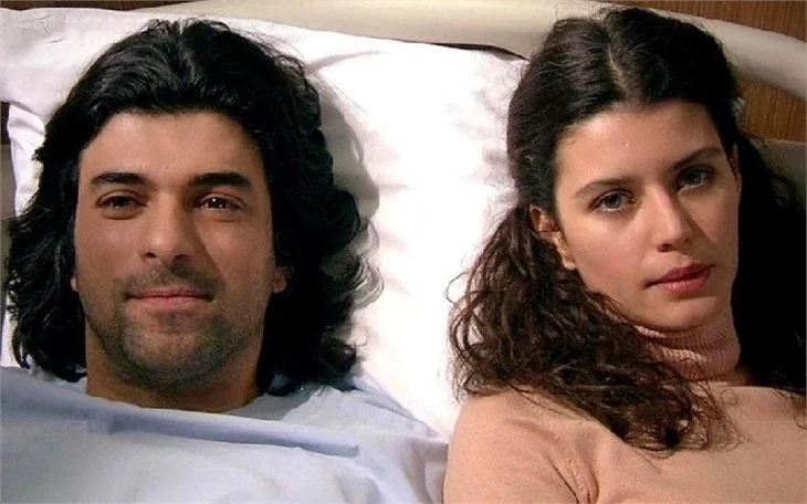 Engin Akyürek ve Beren Saat...
