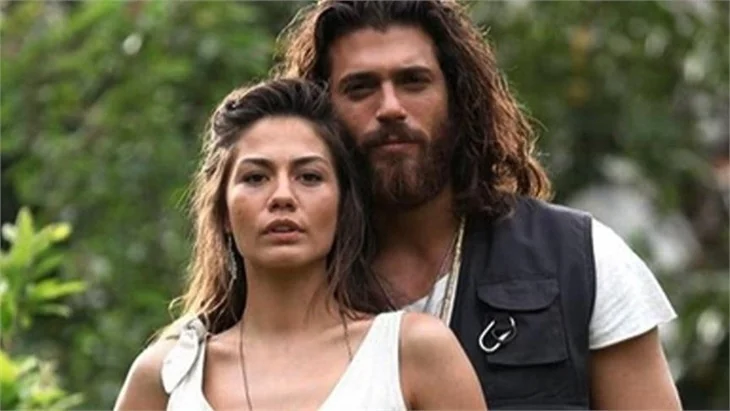 Can Yaman'dan sonra Demet Özdemir...