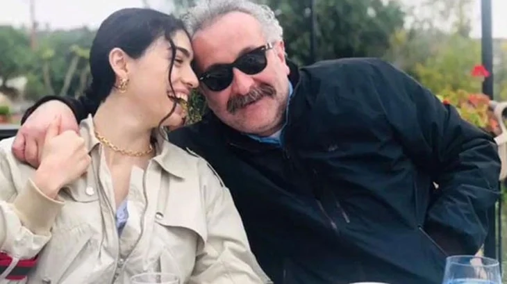 Onur Ünlü daha yeni farketmiş!