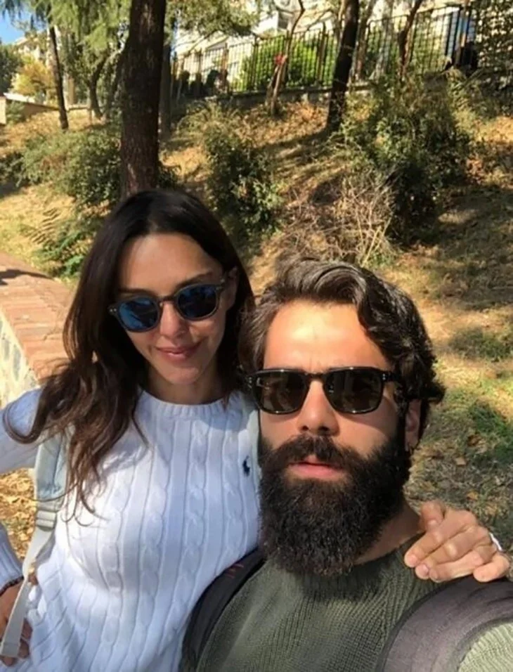 Hande Ataizi halk otobüsünde görüntülendi!