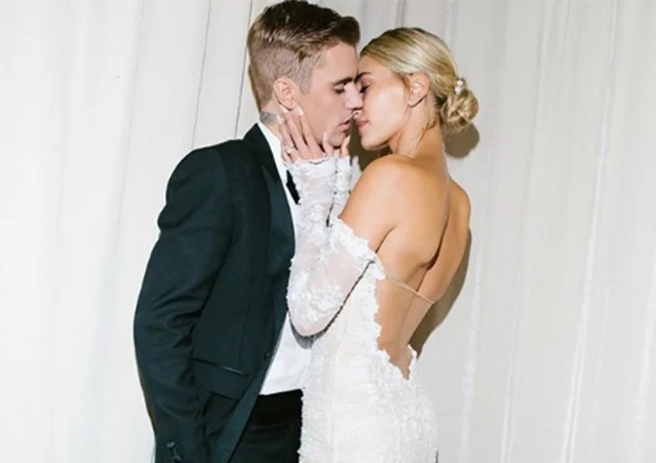 Hailey Baldwin'in gelinliği ortaya çıktı!