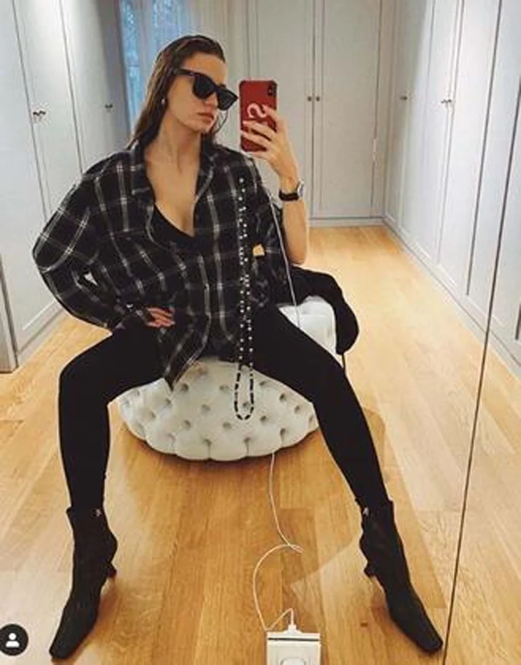 Serenay Sarıkaya paylaştı, fotoğraftaki detay olay oldu!