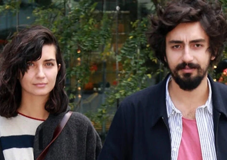Tuba Büyüküstün ile sevgilisi Umut Evirgen, Avrupa'ya açılıyor!