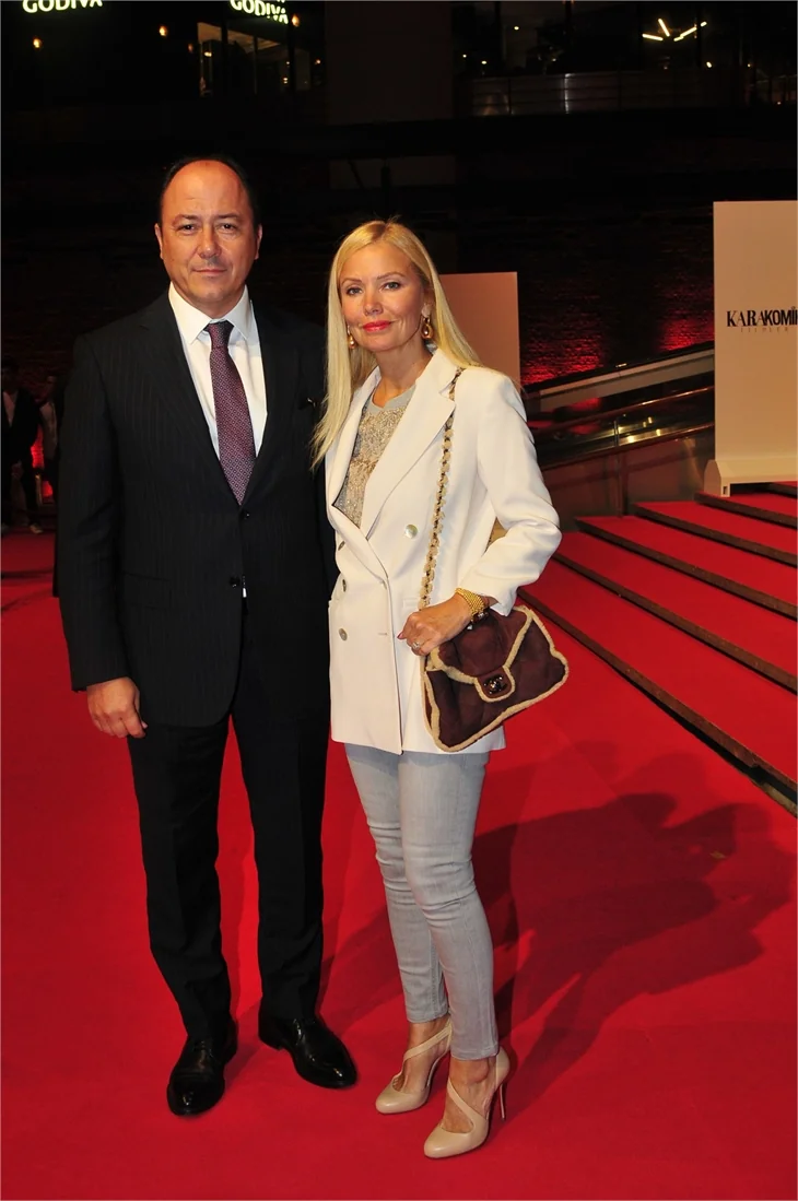 Cem Yılmaz'ın Karakomik Filmler'i gala yaptı!