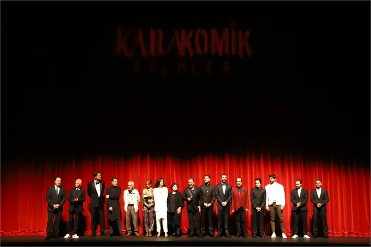 Cem Yılmaz'ın Karakomik Filmler'i gala yaptı!