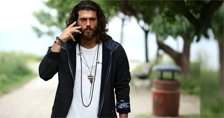 Can Yaman yeni dizisini açıkladı!