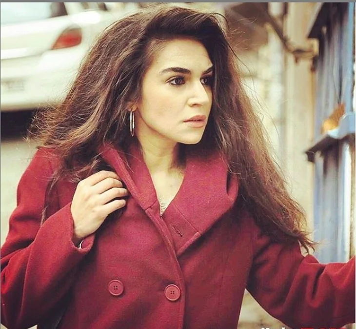 Kadın dizisinden ayrılan oyuncu geri döndü!