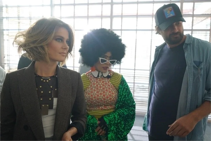 Burcu Biricik'ten sürpriz proje!