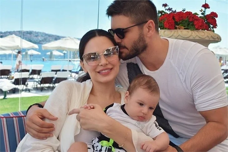 Tolgahan Sayışman ve Almeda Abazi'nin oğlu ameliyat oldu!