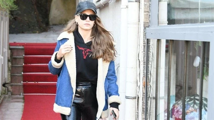 Serenay Sarıkaya neden küstü?