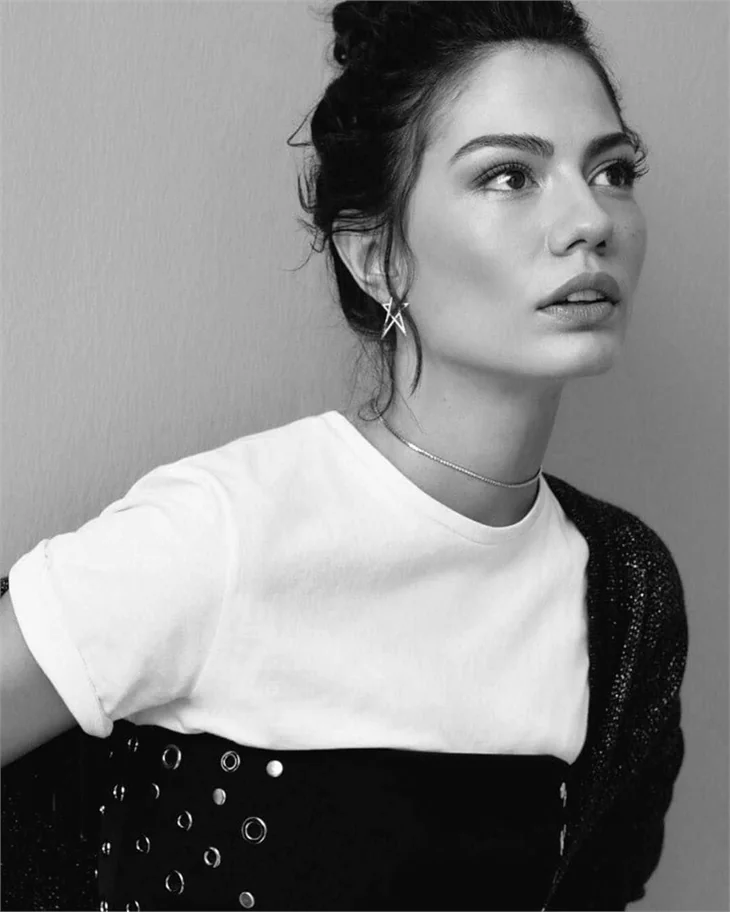 Demet Özdemir'den heyecanlandıran paylaşım!