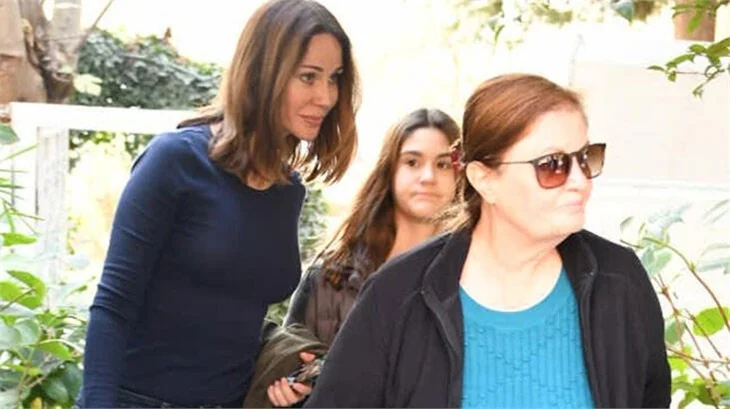 Demet Şener: "Ben sizin ne sormak istediğinizi biliyorum!"