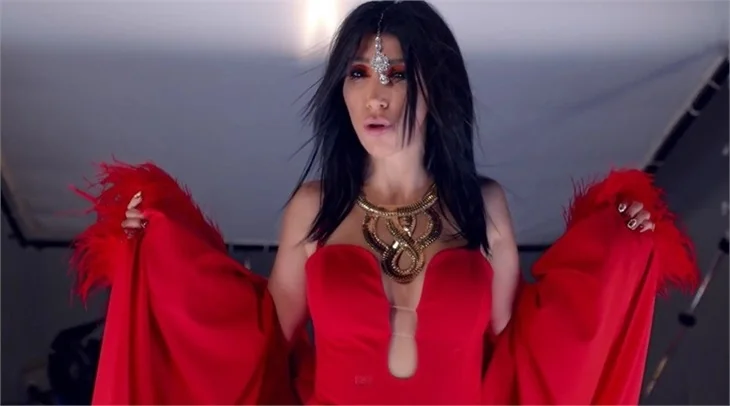 Hande Yener sosyal medyaya veda mı etti?