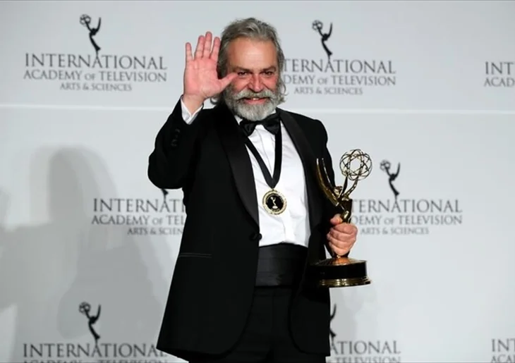 Ve Emmy, Haluk Bilginer'in...