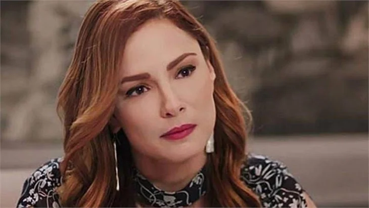 Mine Tugay'ın paylaşımı olay oldu! Yok böyle poz!