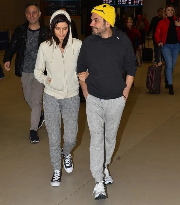 Beren Saat ile Kenan Doğulu, Los Angeles'tan kol kola döndü!