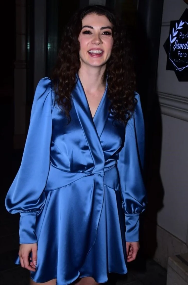 Afili Aşk'ın Ayşe'si Burcu Özberk'in yeni yaş dileği