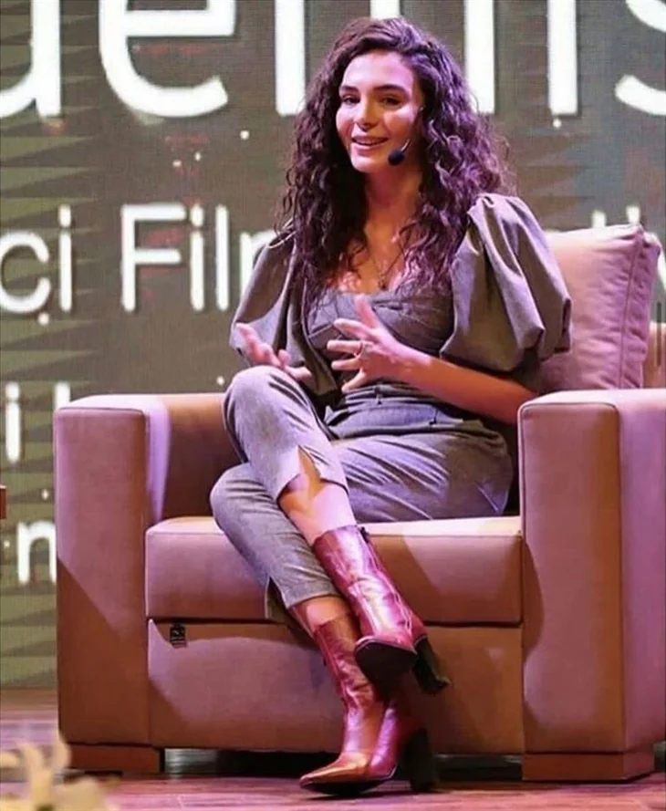 Ebru Şahin itiraf etti: "Çocukluk hayalimdi”