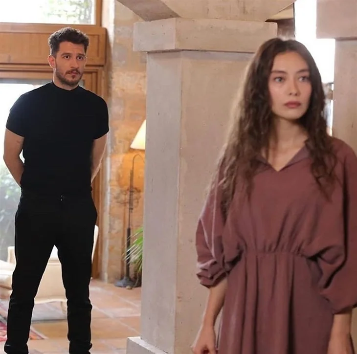 Sefirin Kızı dizisinden çok özel fotoğraflar yayınlandı!