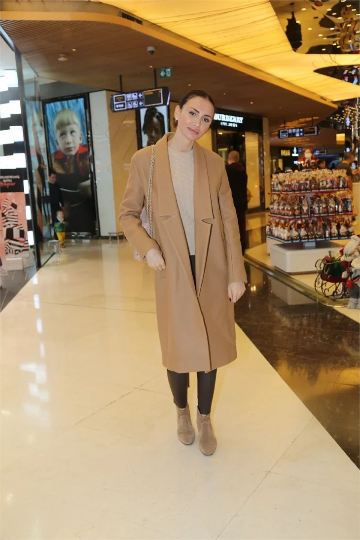 Emina Jahovic ile Mustafa Sandal yeni yıla birlikte girecek!
