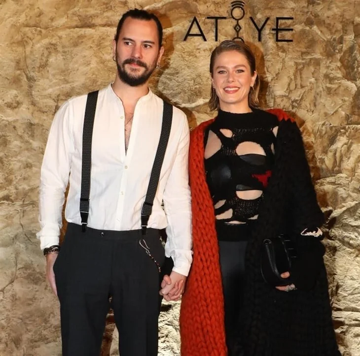 'Atiye'nin galasına ünlü akını!