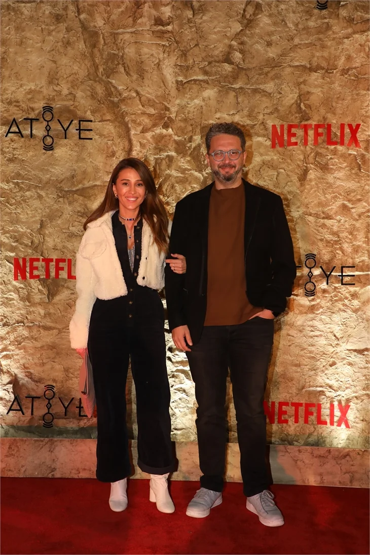 'Atiye'nin galasına ünlü akını!
