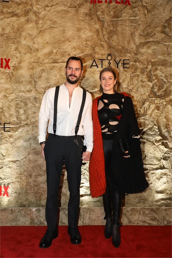 'Atiye'nin galasına ünlü akını!