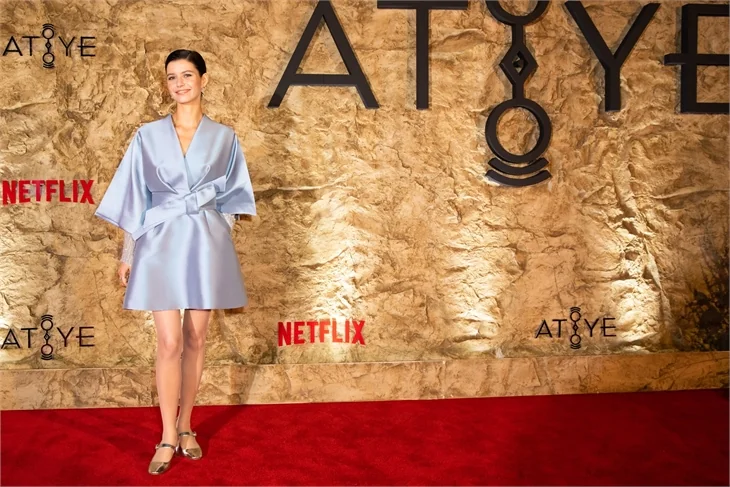 'Atiye'nin galasına ünlü akını!