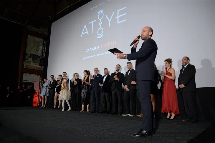'Atiye'nin galasına ünlü akını!