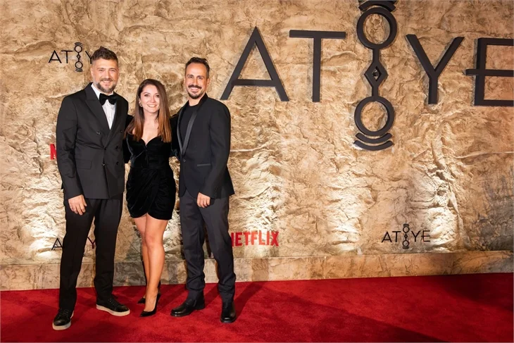 'Atiye'nin galasına ünlü akını!