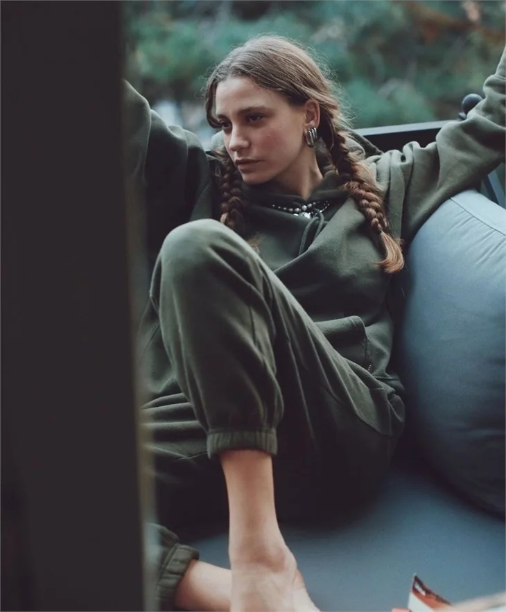 Serenay Sarıkaya'nın acelesi var!