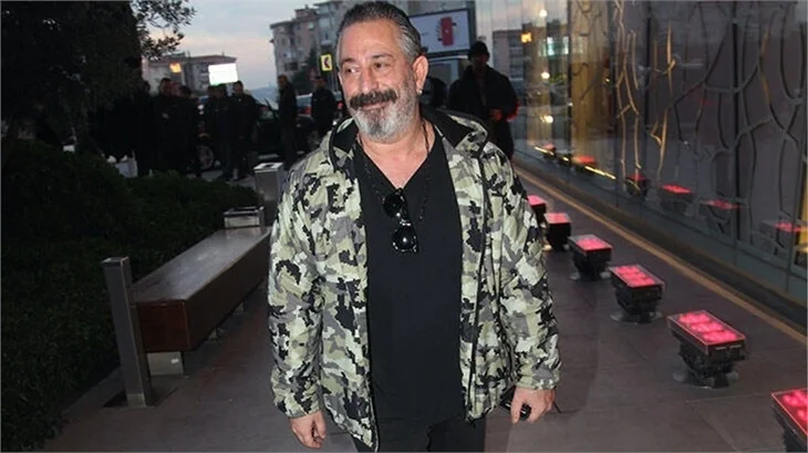Haberin başlığı bu kez Cem Yılmaz'dan geldi!