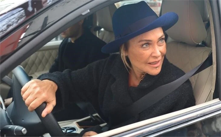 Hülya Avşar: "Erkek olsam kadına..."