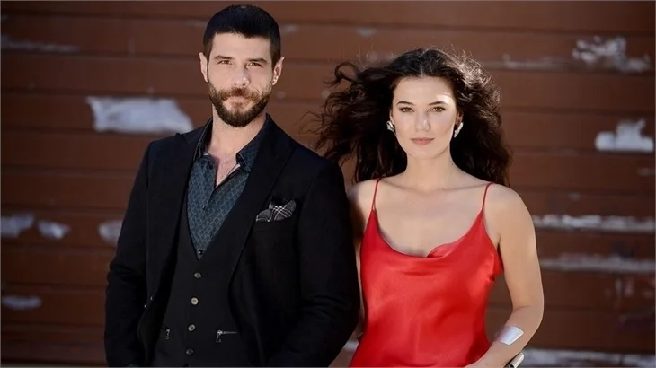 Pınar Deniz ve Berk Cankat ayrıldı!