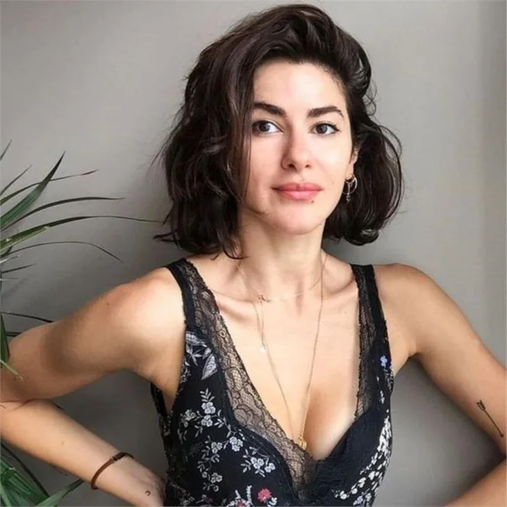 Nesrin Cavadzade, Boğaz’da ev arıyor!