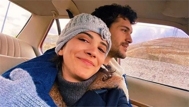 Alperen Duymaz yeni sevgilisini paylaştı!